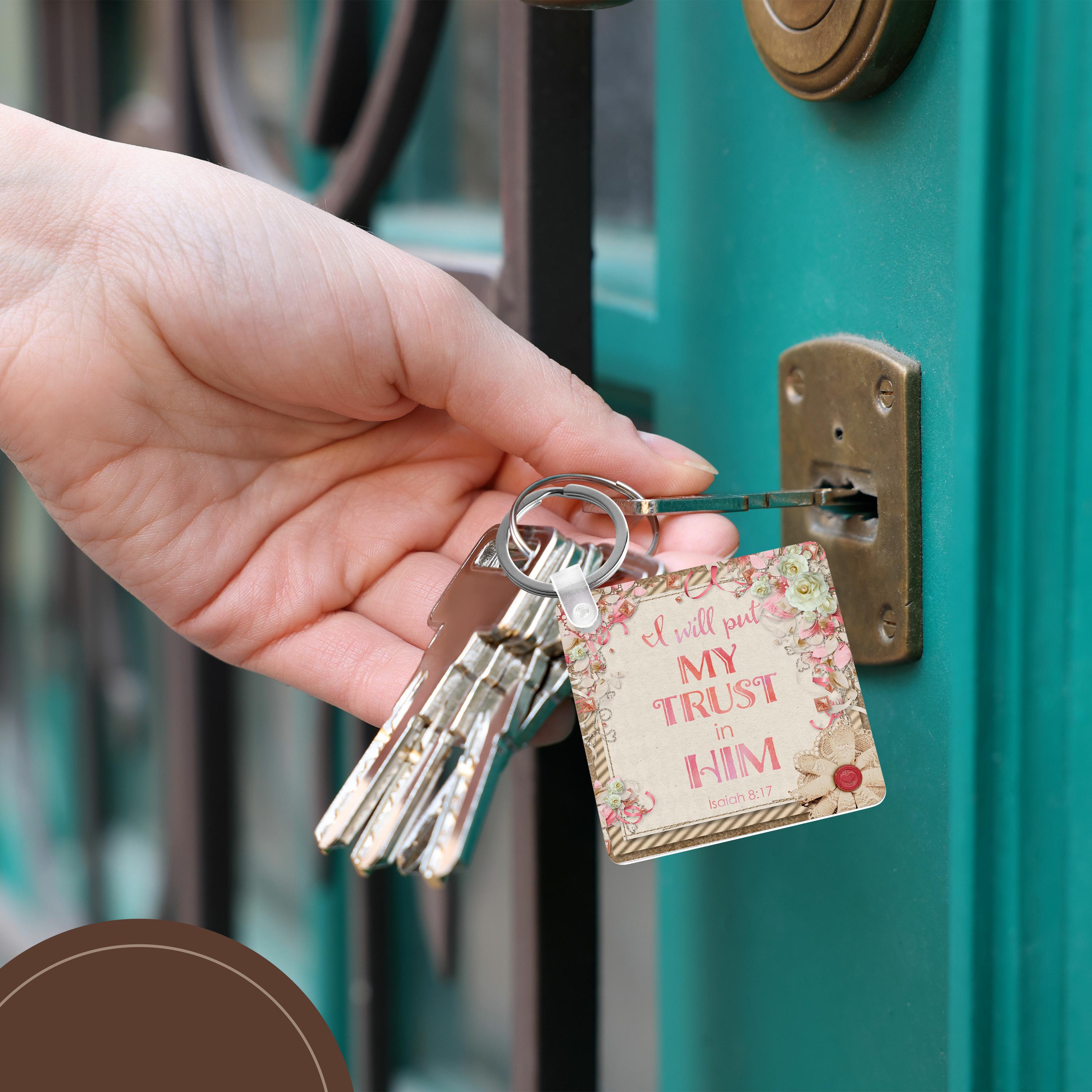 Key Chain - Nostalgic Illustration With Bible Psalm I Will Put My Trust In Him Inspirational Typography
