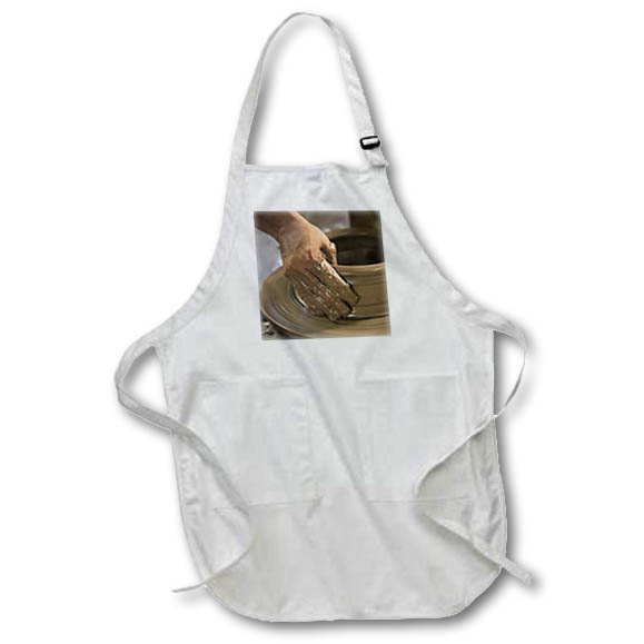 Apron - Nicaragua, Catarina. Pottery wheel and clay - SA14 JME0127 - John and Lisa Merrill Pottery